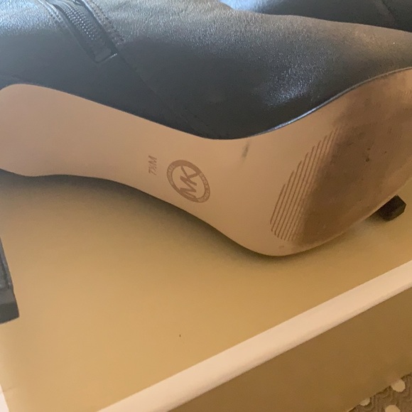 Worn Once MK Black Boots Size 7.5 - Picture 5 of 12